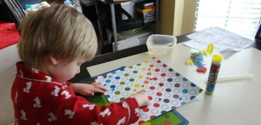 toddler indoor activity color match