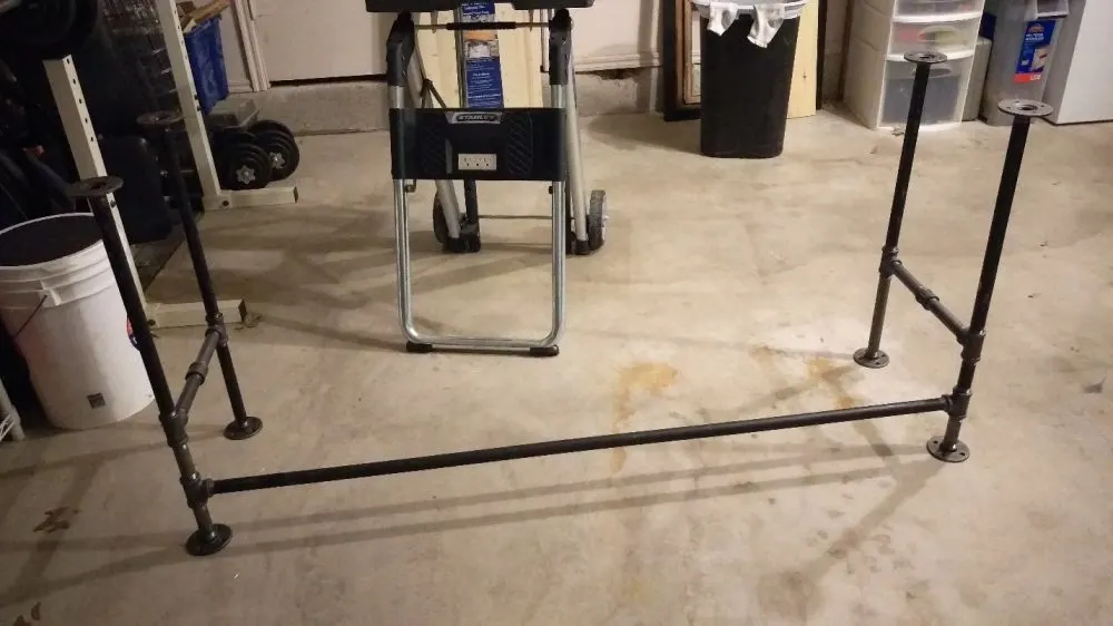 Metal Pipe Desk DIY desk frame
