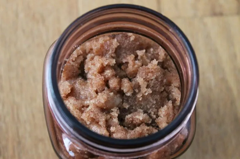 Pumpkin-Spice-Sugar-Scrub-Recipe-800x533
