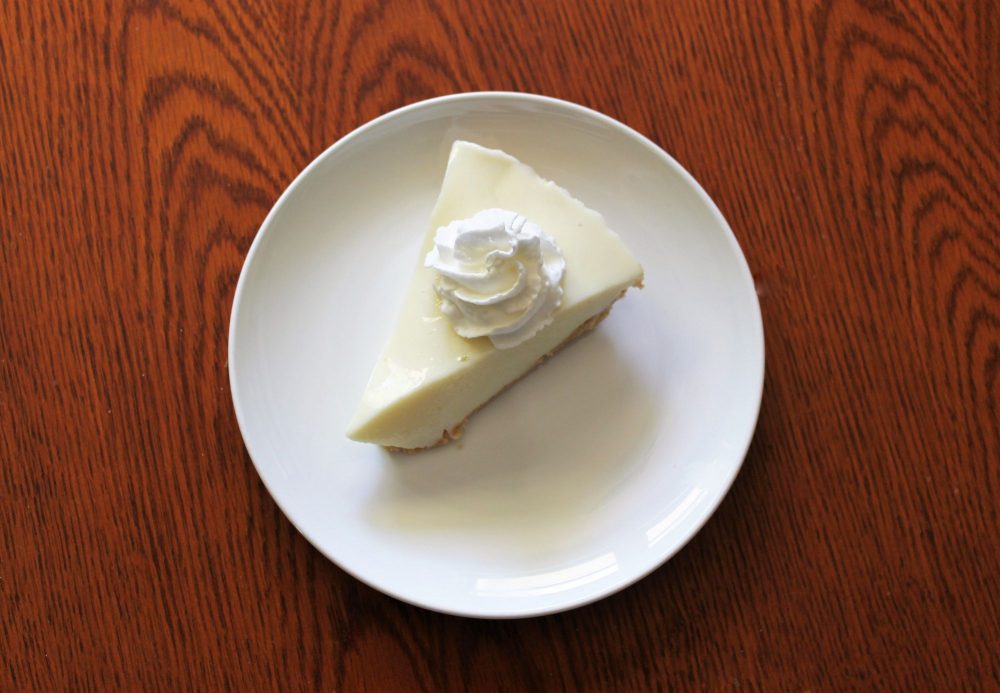 Lemon Ice Box Pie with Eagle Brand Sweetened Condensed Milk - Splendry