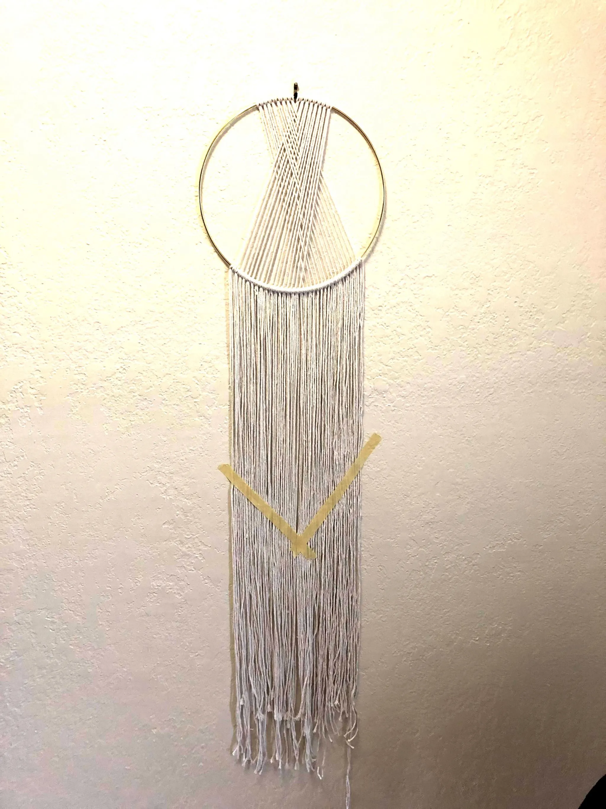 how to make a macrame wall hanging - Splendry 