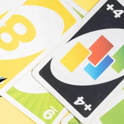Uno cards